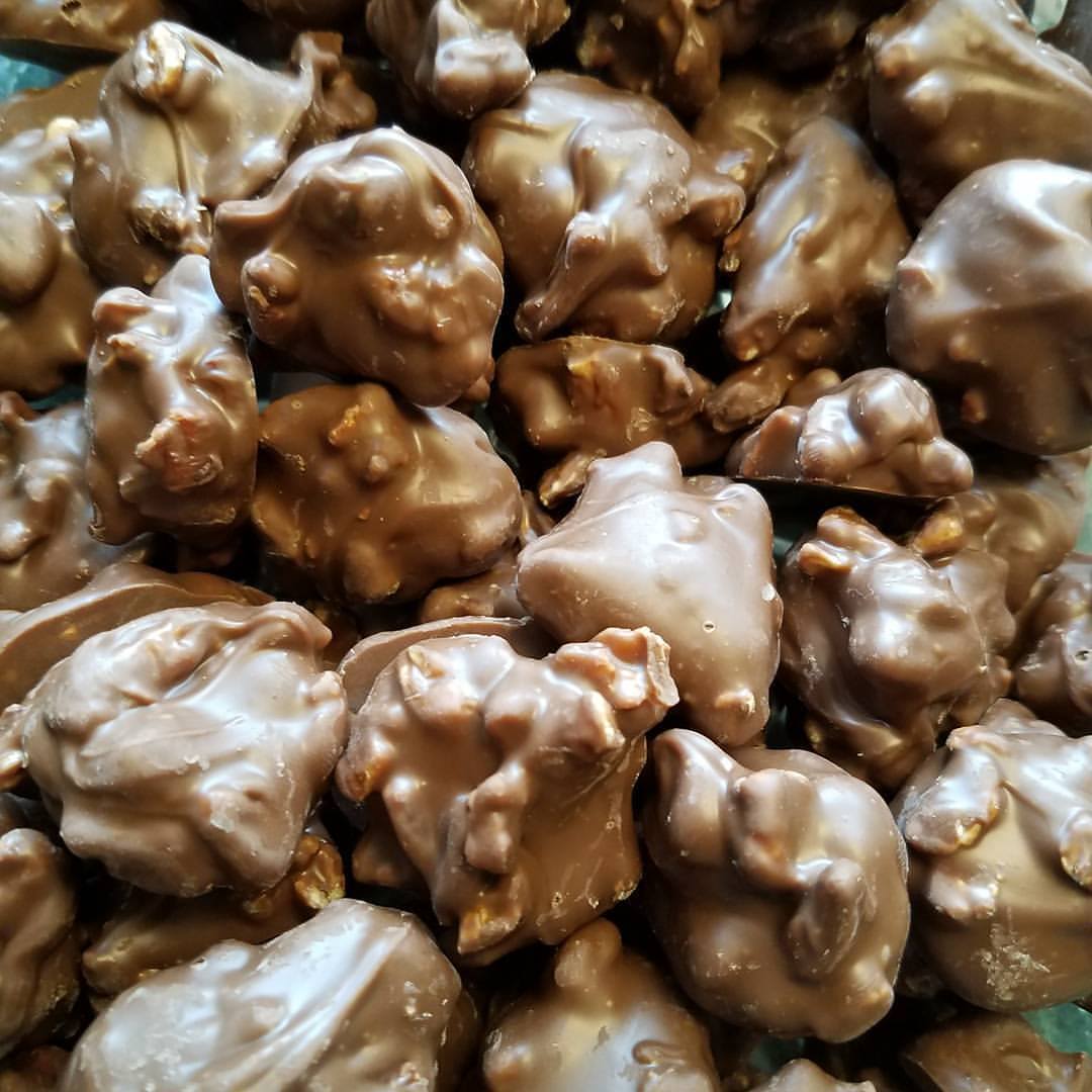 Milk Chocolate Clusters White House Chocolates